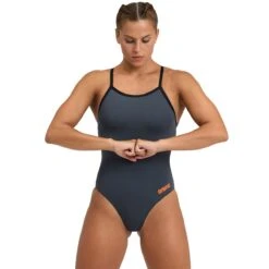 Arena Team Solid Light Drop Back -Swim Gear Store 004767 530 women s team swimsuit light drop solid fl 001