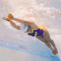 Finis ISO Paddles -Swim Gear Store 1.05.033 swim04