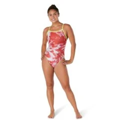 Speedo Cyclone Swirl Flyback 38 Speedo Cyclone Swirl Flyback -Swim Gear Store 8 002409601 x4